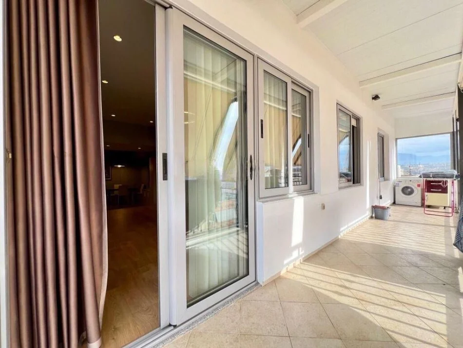 Tirane, shes apartament 2+1 , 90 m² 195.000 € (Komuna e Parisit)