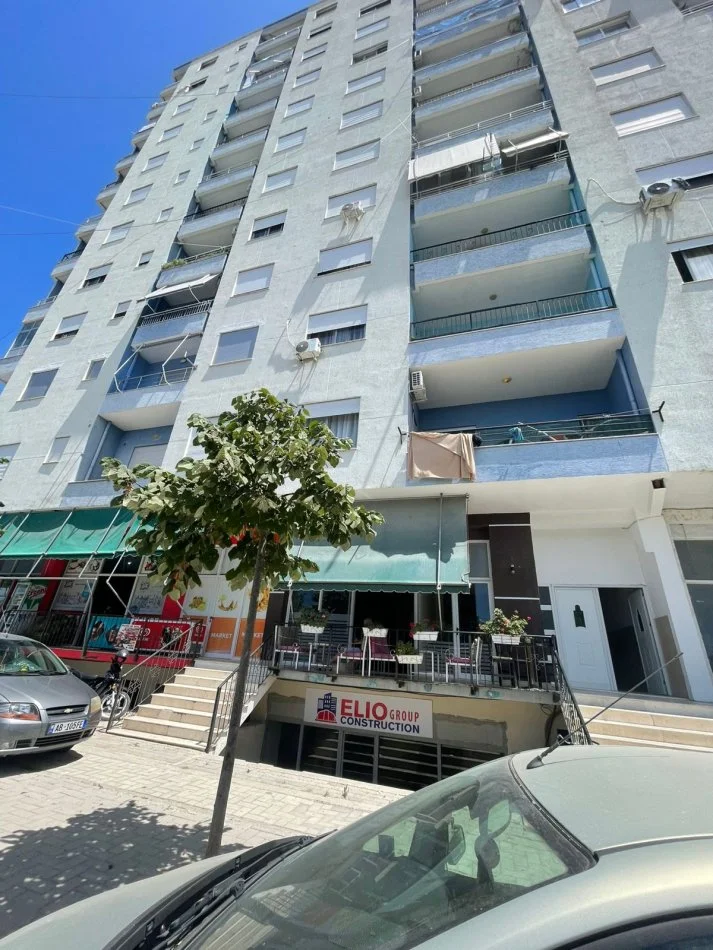 Vlore, shitet apartament 2+1+Ballkon Kati 6, 98 m² 130.000 € (Bishti i Kalldremit)
