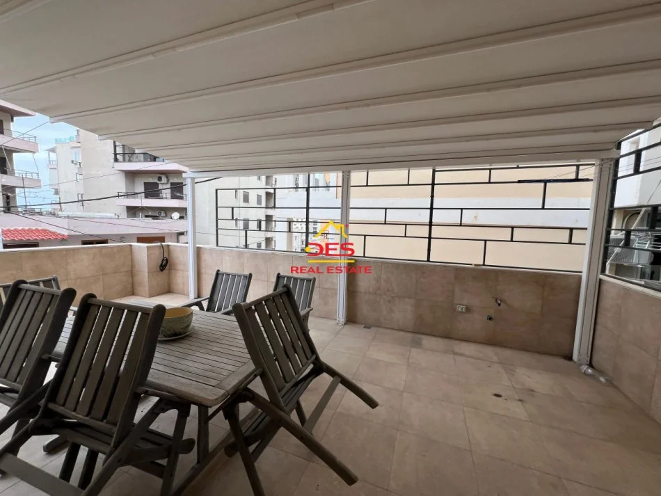 Vlore, shitet apartament 2+1+Ballkon Kati 2, 105 m² 250.000 € (Rruga Dhimitër Konomi)