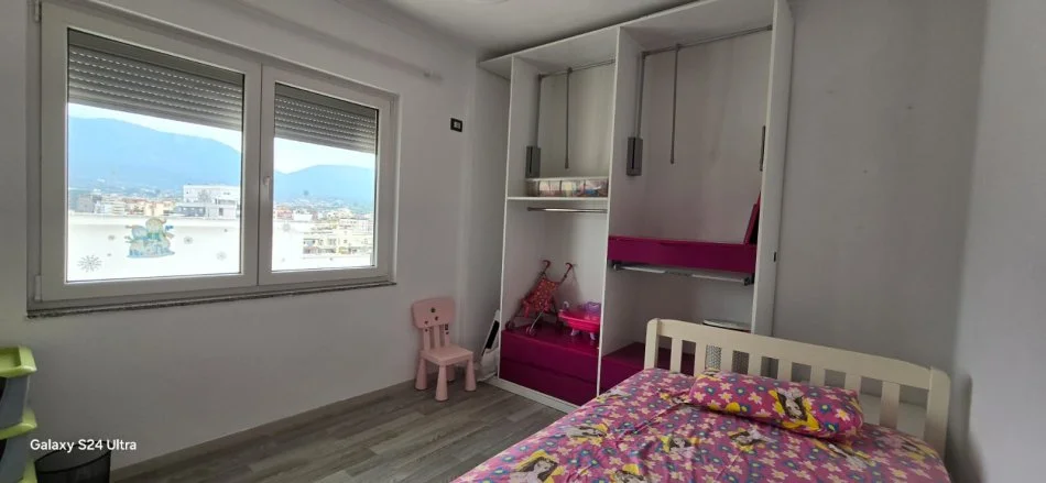 Tirane, shitet apartament 3+1+Ballkon Kati 9, 150 m² 370,000 € (Pazari i Ri