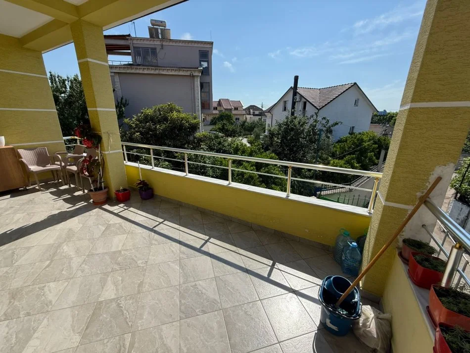 Tirane, shitet Vile , 114 m² 300.000 € 