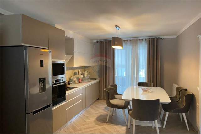 Tirane, jepet me qera apartament 2+1+A+BLK Kati 2, 1.000 Euro (Myslym Shyri)