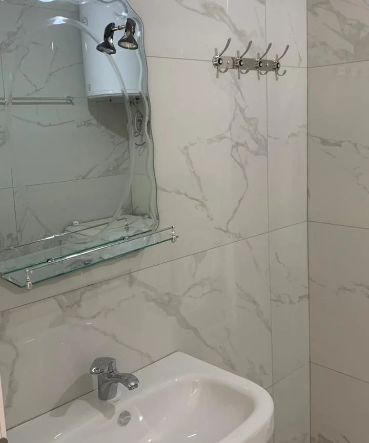 Tirane, jepet me qera apartament 1+1+Ballkon Kati 7, 80 m² 448 € (Astir (Kompleks i ri))