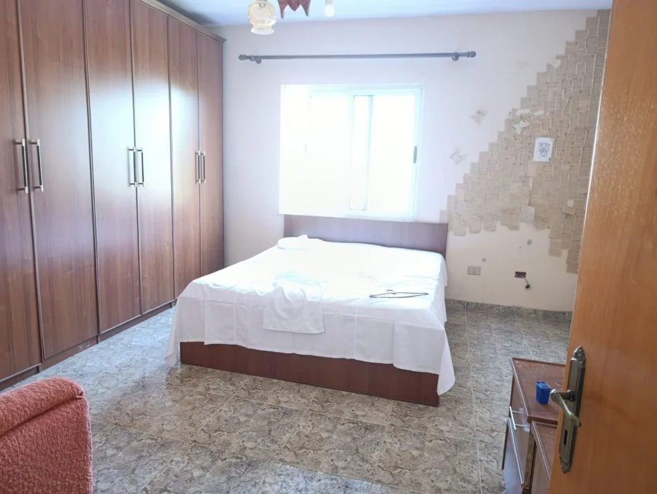 Tirane, jepet me qera apartament 2+1 Kati 3, 135 m² 500 € 