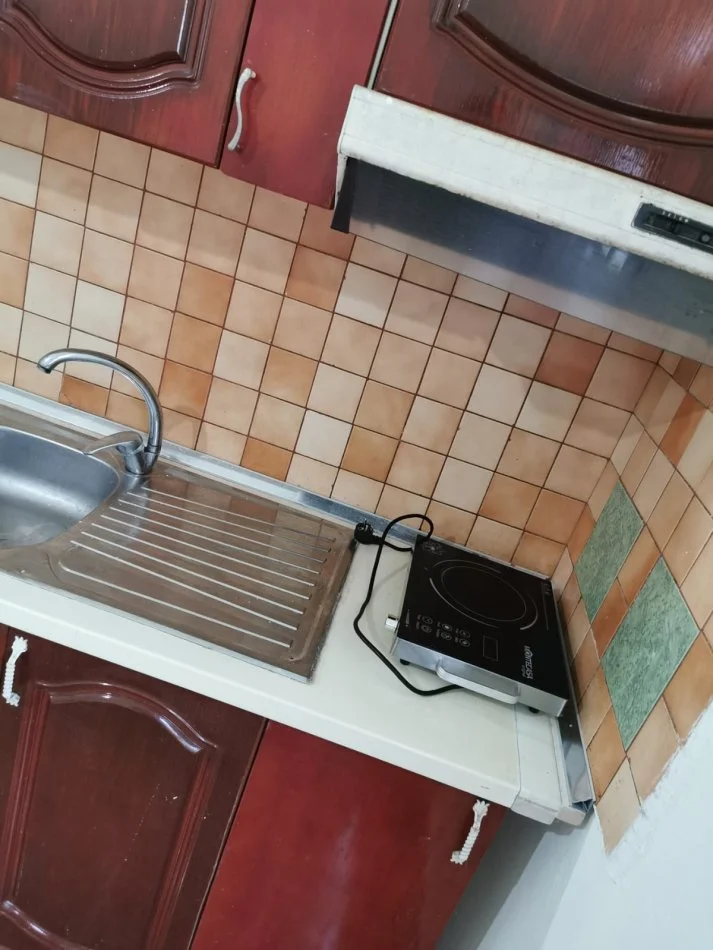 jepet me qera garsonier Kati 1, 200 € (Garsionere mobiluar Jordan Misja 28000 Lek)