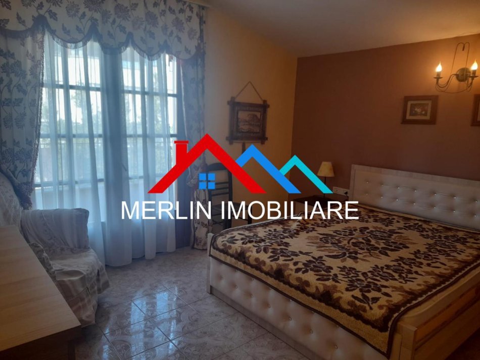 Tirane, jepet me qera apartament 2+1+Ballkon Kati 3, 130 m² 620 € (KRISTAL CENTER)