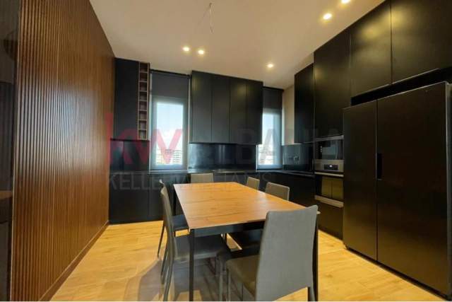 Tirane, jepet me qera apartament 3+1 Kati 5, 136 m² 1.000 Euro (21 Dhjetori)
