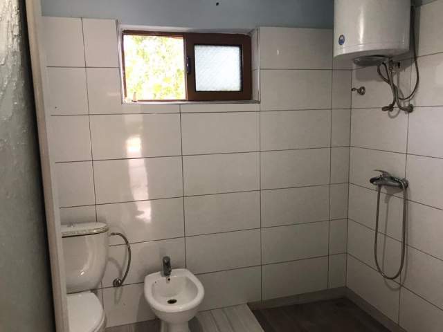 Tirane, jepet me qera apartament 2+1+A+BLK Kati 1, 100 m² 34000 Leke (Laprak)