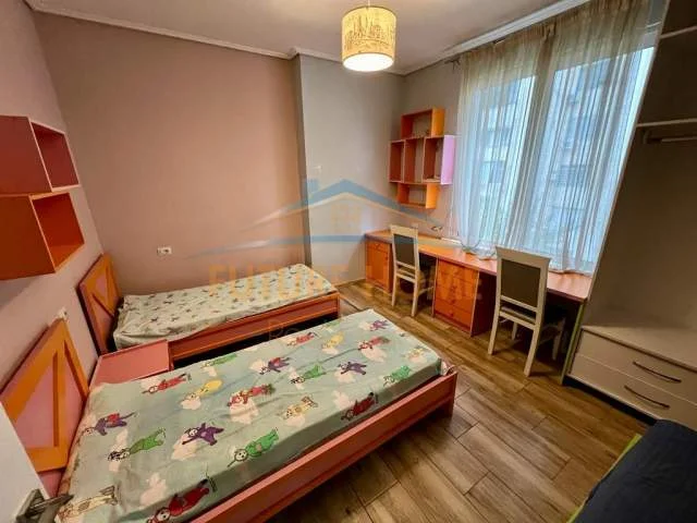 Tirane, shitet apartament 3+1+A+BLK Kati 3, 130 m² 234.000 Euro (vasil shanto)