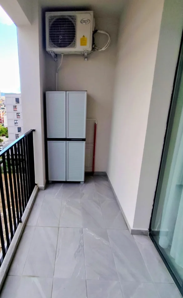 Tirane, jepet me qera apartament 1+1 Kati 7, 65 m² 500 € (Kompleksi Asl tek Pediatria)