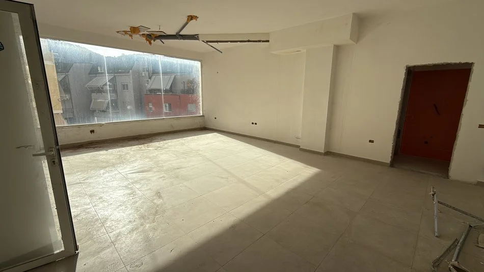 Tirane, shitet apartament 2+1 Kati 0, 80 m² 145.000 € (Hamdi Garunja)