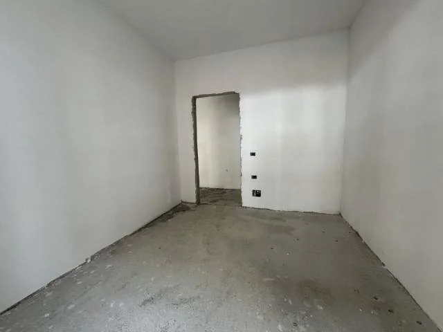 Tirane, shitet apartament 2+1+BLK Kati 1, 82.000 Euro (Univers City.)