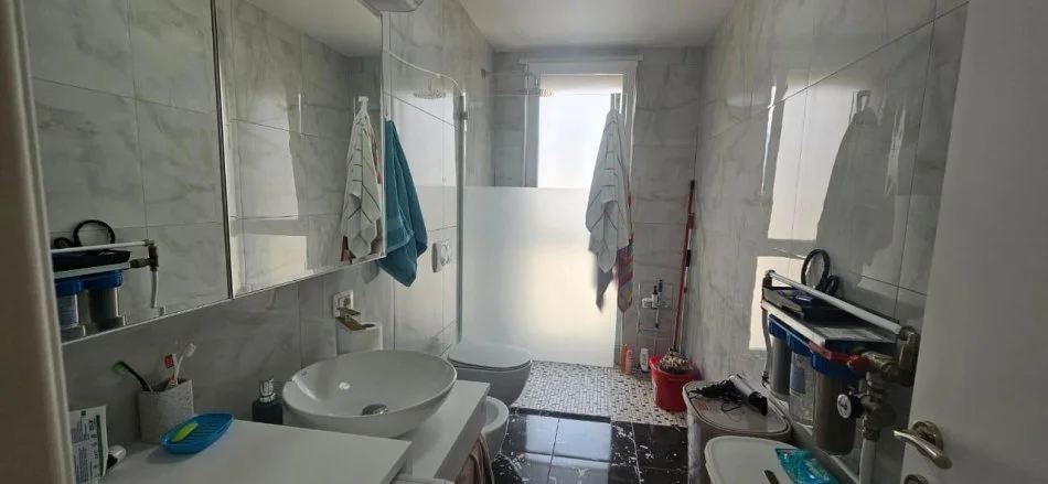 Tirane, jepet me qera apartament 2+1+Ballkon Kati 6, 94 m² 700 € (Fiori Di Bosco)