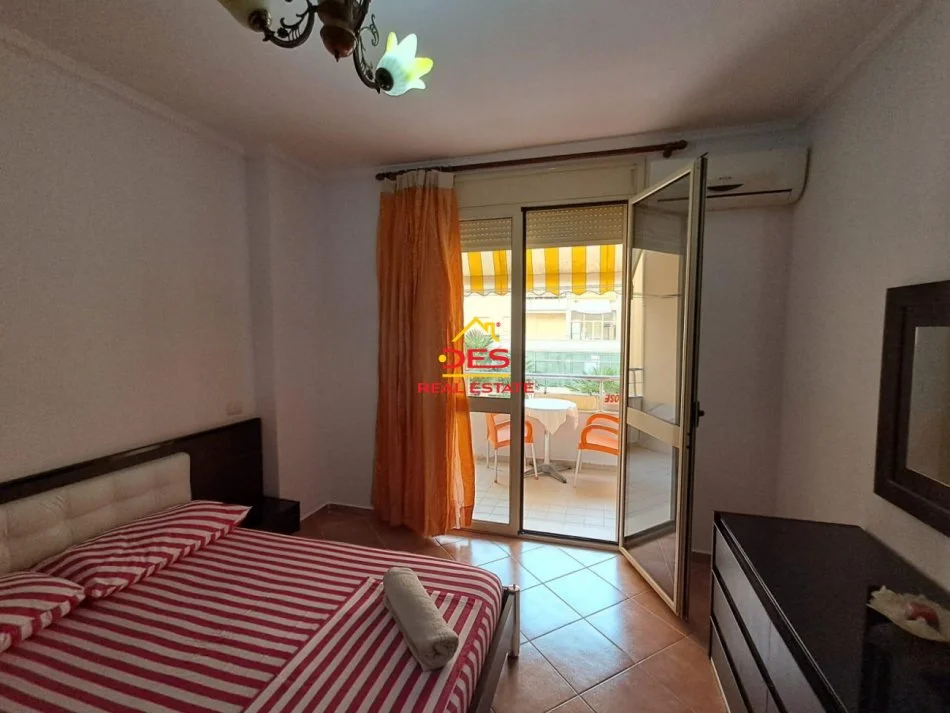 Vlore, shitet apartament 2+1+Ballkon Kati 3, 104 m² (Rruga Murat Tërbaçi)