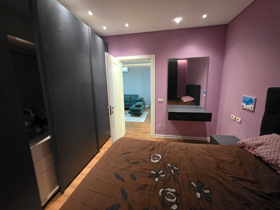 Tirane, jepet me qera apartament 1+1 Kati 4, 75 m² 600 € (Don Bosko mbrapa Bujtines se Gjelit)