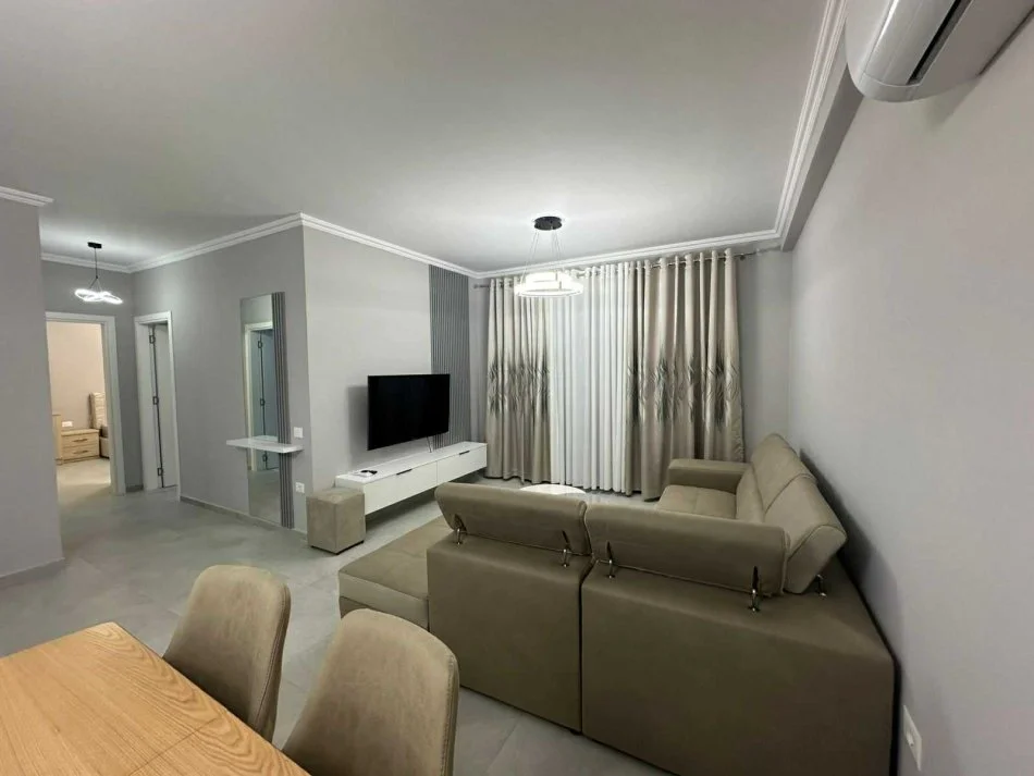 Tirane, jepet me qera apartament 2+1+Aneks+Ballkon Kati 2, 110 m² 1.100 € (Liqeni Thate)