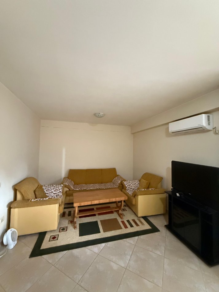 Jepet me Qera Apartament ne Rr.Jordan Misja
