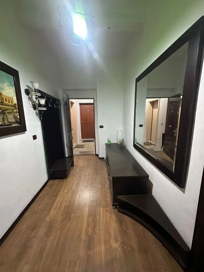 Tirane, jepet me qera apartament 2+1 Kati 2, 90 m² 500 € (Shushica)