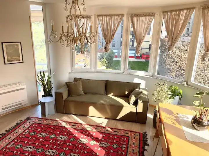 Tirane, shitet apartament 3+1+Ballkon Kati 3, 136 m² 260.000 € (rruga panorama)