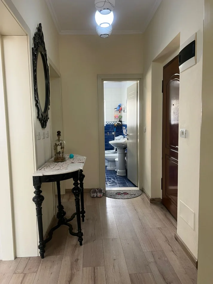 Tirane, shitet apartament 2+1 , 60 m² 261.233 € (Rruga Sulejman Delvina)