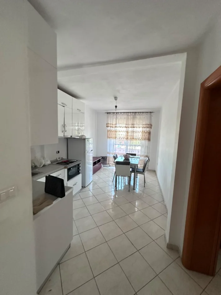 Durres, jepet me qera apartament 1+1+Ballkon Kati 2, 60 m² 320 € 