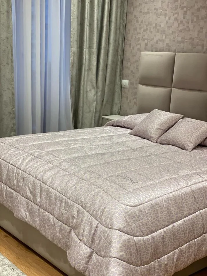 Tirane, shes apartament 3+1 Kati 3, 164 m² 400.000 € (ISH FUSHA E AVIACIONIT)