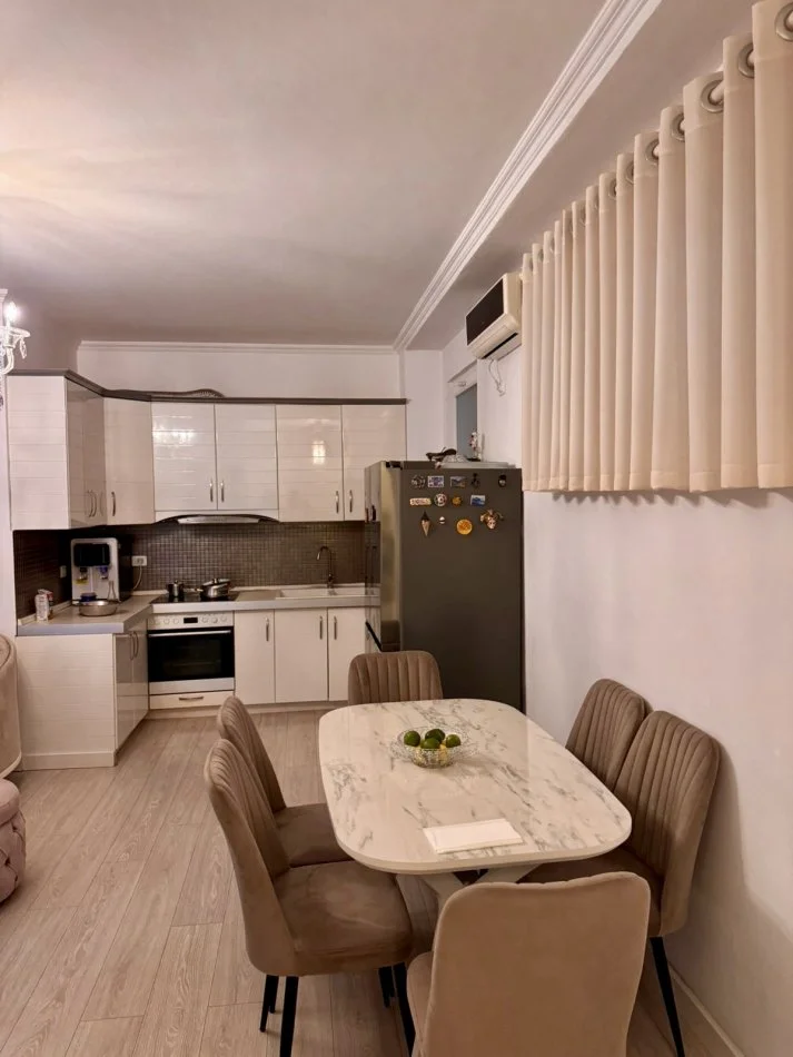 Tirane, shitet apartament 2+1+Aneks+Ballkon Kati 8, 85 m² 109.000 € (Jordan Misja afer me Blv e Ri)