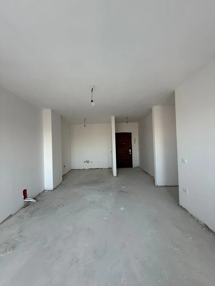 Tirane, shitet apartament+verande 2+1+2 , 122 m² 189.565 € (Aura Complex, Laprake)