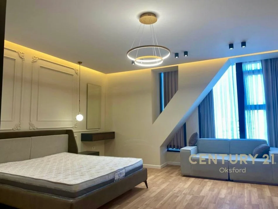 Tirane, jepet me qera garsonier 1+1 Kati 10, 44 m² 650 € 