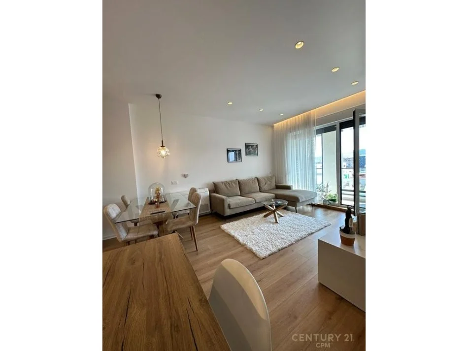 Tirane, jepet me qera apartament 2+1+Aneks+Ballkon Kati 10, 110 m² 850 € (Kompleksi Magnet, pranë 21 Dhjetorit, Tiranë)