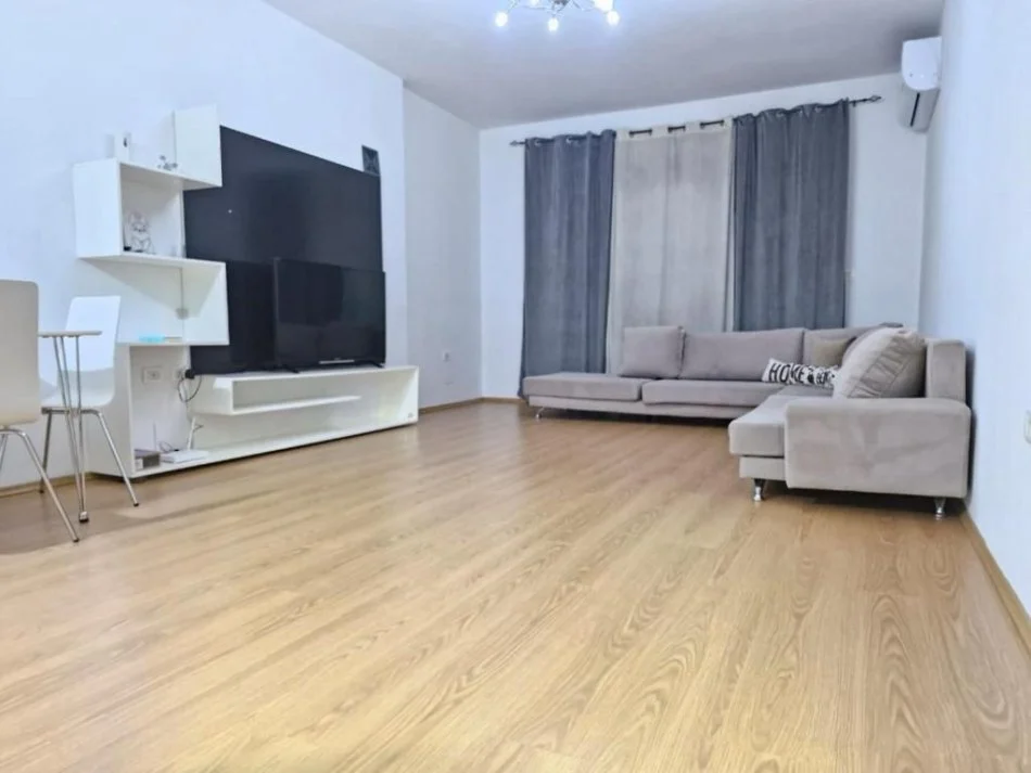 Tirane, jepet me qera apartament 1+1+Aneks+Ballkon Kati 6, 78 m² 350 € (Rruga Teodor Keko)