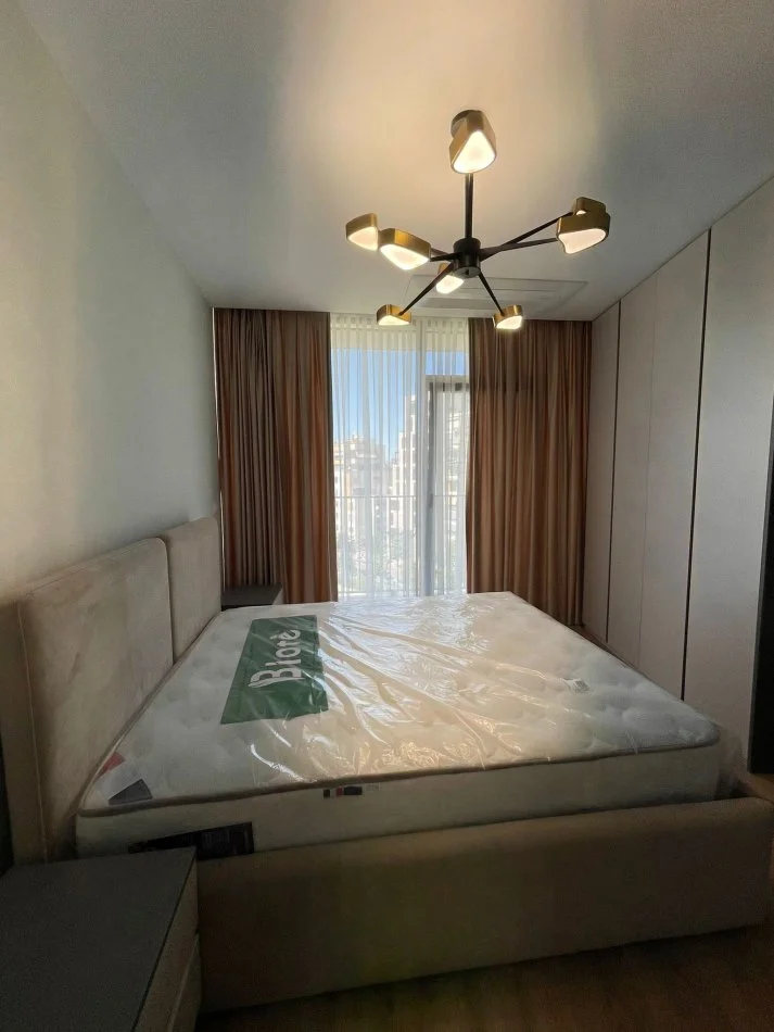 Tirane, jepet me qera apartament 2+1+Ballkon , 110 m² 1.500 € (Liqeni artificial)