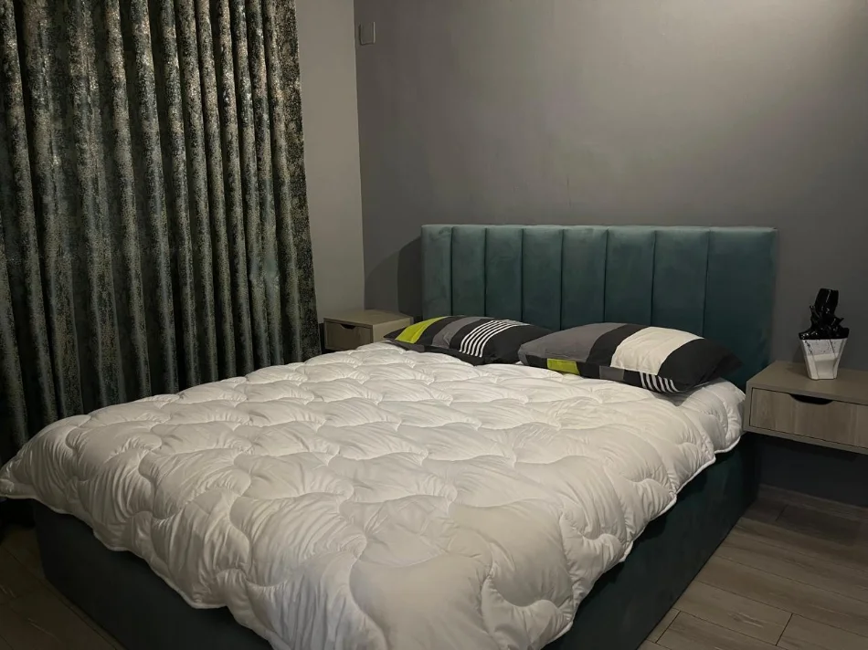 Tirane, jepet me qera apartament 1+1 Kati 0, 31 m² 500 € (Rruga muhamet gjollesha)