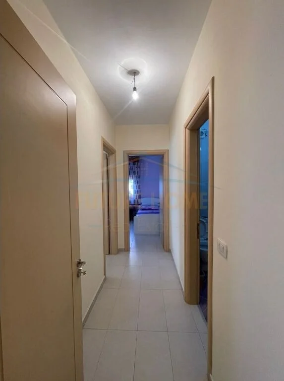 Tirane, jepet me qera apartament 2+1 Kati 7, 98 m² 600 € (Unaza e Re)
