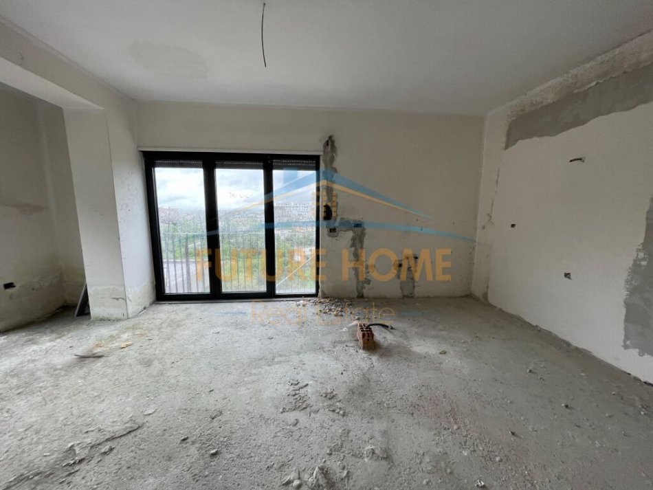Tirane, shitet apartament 3+1+Aneks+Ballkon, Kati 2, 163 m² 220,000 € (Rezidenca Kodra e Diellit 2)