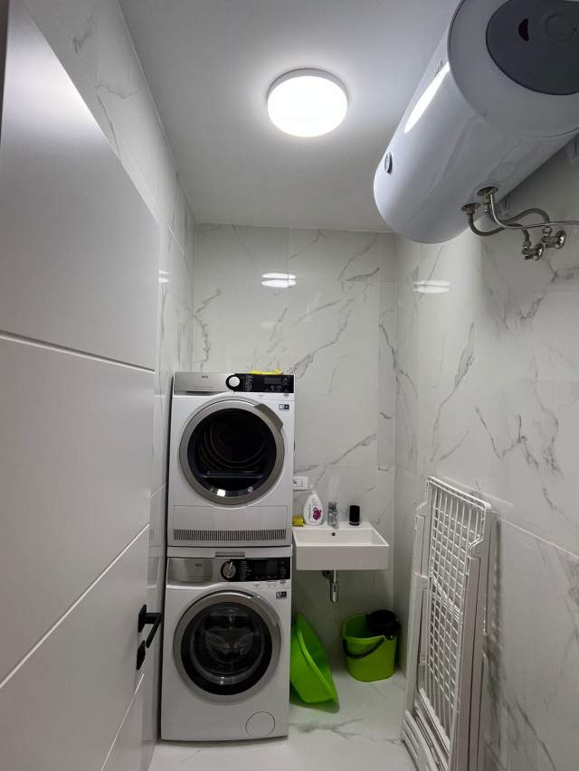 Tirane, jepet me qera apartament 2+1+BLK Kati 2, 111 m² 1.200 Euro (Sauk)