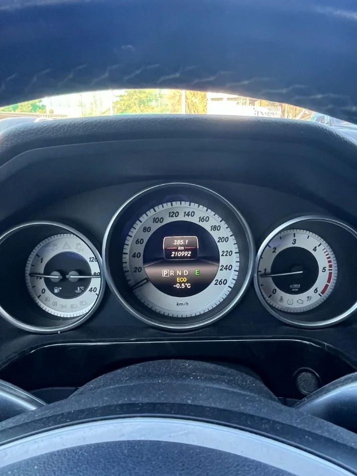 Durres, shitet makine Mercedes - Benz E 220d 2014, automatik