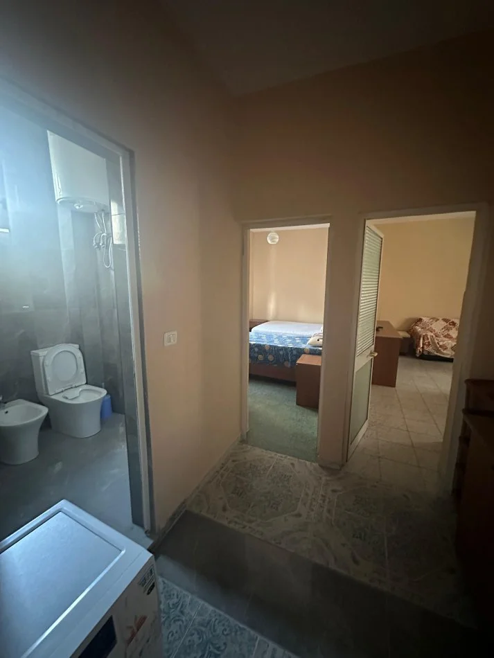 Tirane, jepet me qera apartament 1+1+Ballkon Kati 2, 60 m² 500 € 