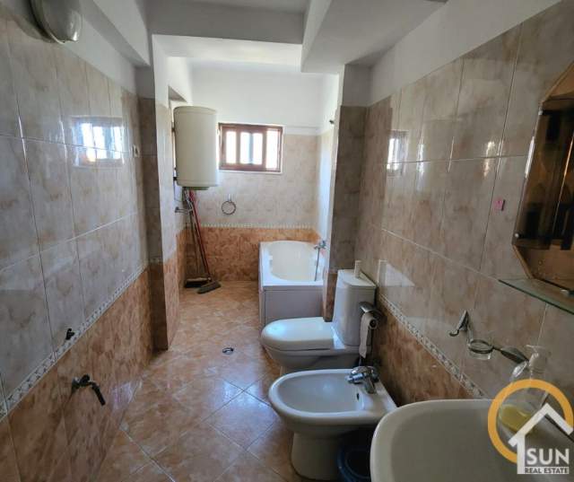 Shkoder, jepet me qera apartament 2+1+BLK Kati 1, 85 m² 30.000 Leke (PREK CALI, SHKODER)