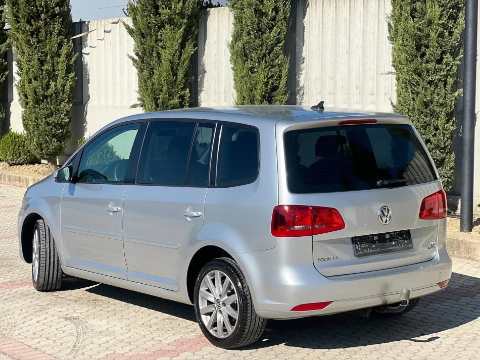 Volkswagen TOURAN 1.6 NAFTE 👉 2011 👈 kambio MANUALE - 5 VENDE