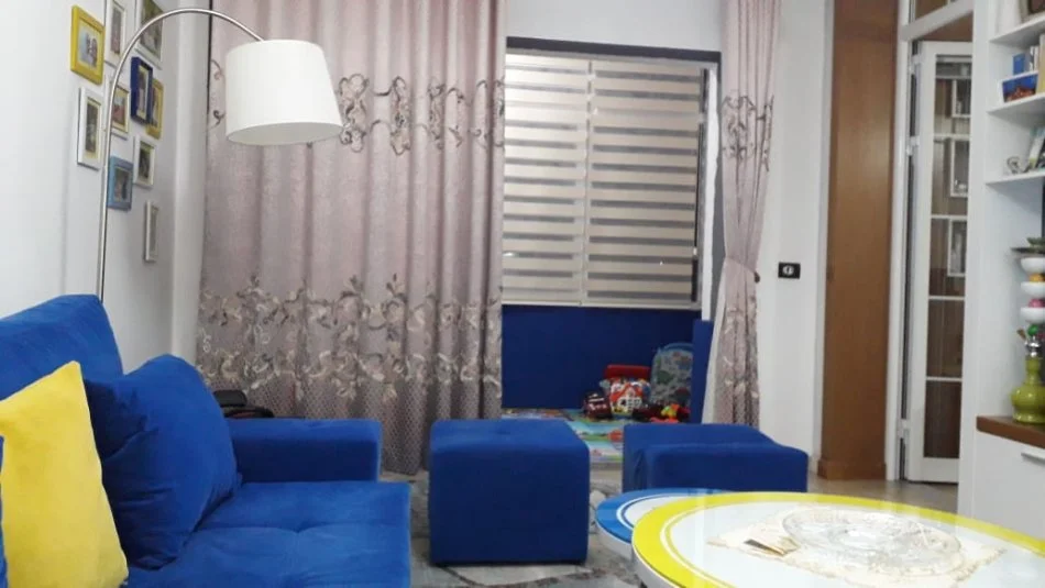 Tirane, jepet me qera apartament 1+1+Ballkon Kati 9, 69 m² 400 € (rruga Muhamet Deliu)