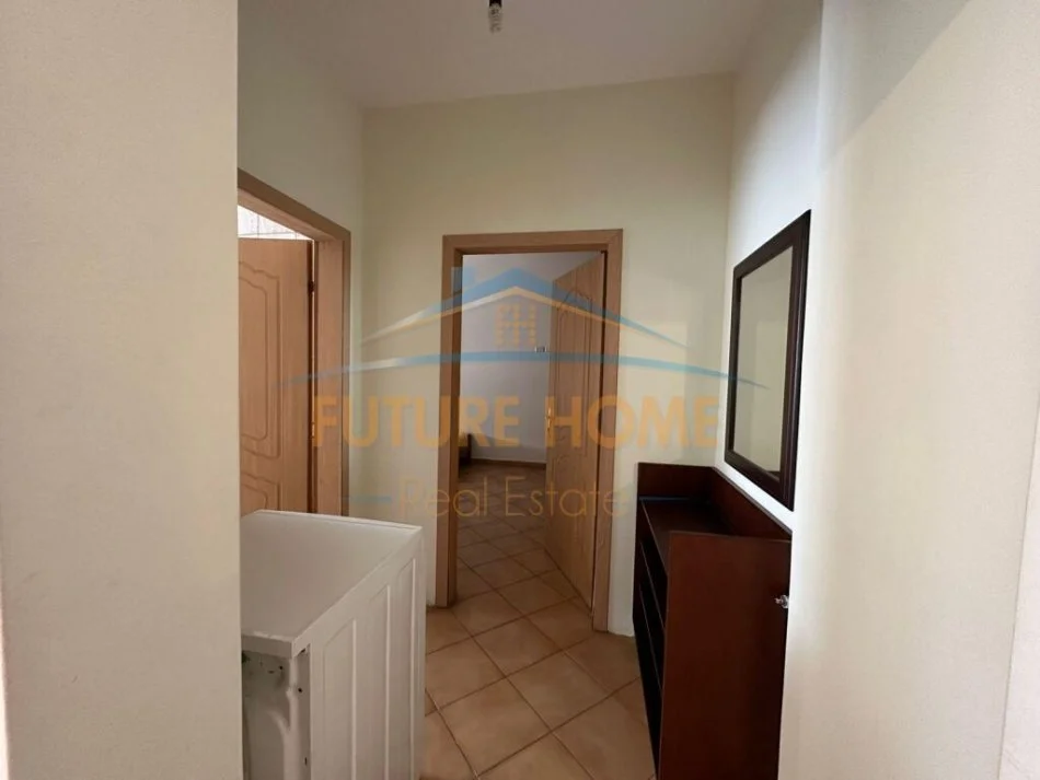 Tirane, jepet me qera 2+1 Kati 4, 84 m² 430 € (Prane qendres Eleonor)