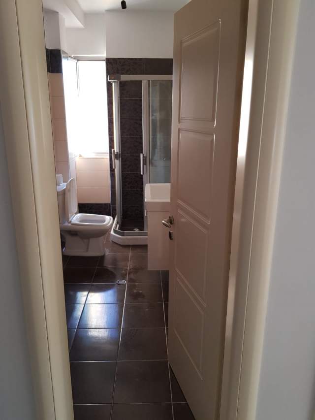 Elbasan, shitet apartament 90 m² 60.000 Euro