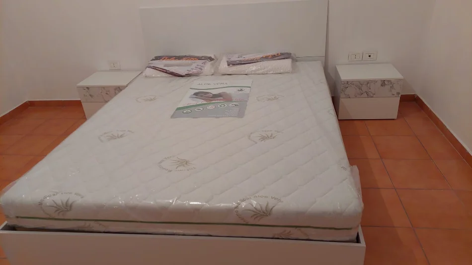 Tirane, jap me qera apartament 2+1+Ballkon Kati 8, 100 m² 450 € 