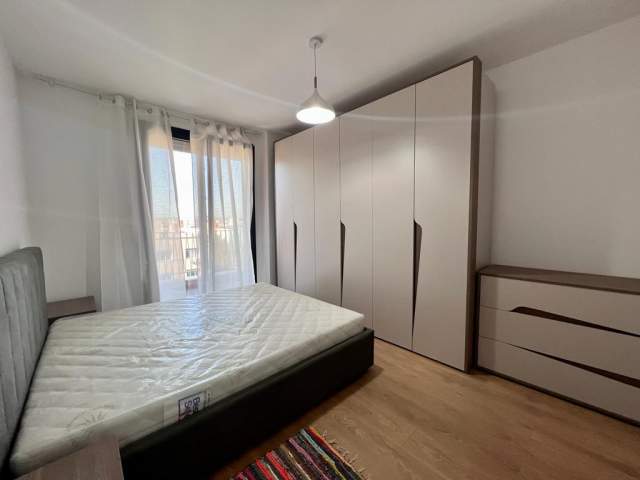 Tirane, jepet me qera apartament 2+1+BLK Kati 4, 120 m² 500  (Shkolla Cajupi)