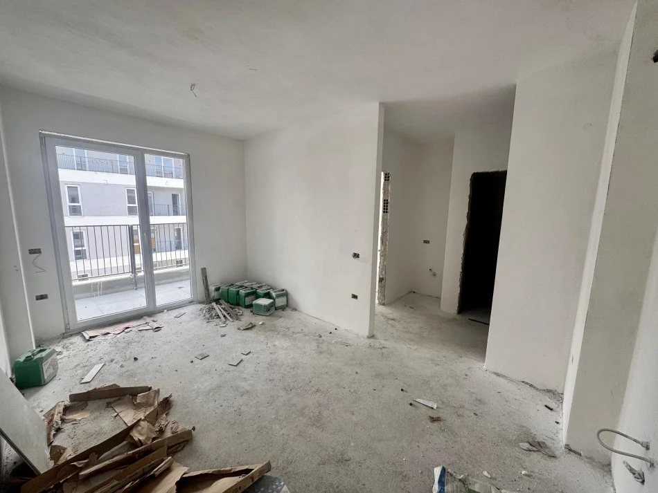 Tirane, shitet apartament 1+1+Ballkon Kati 7, 52 m² 58.000 € (Gryka e Kaçanikut)