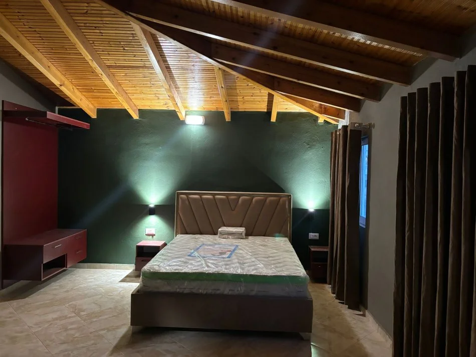 Sarande, shitet apartament 3+1 Kati 7, 178 m² 250.000 € (Sarande)