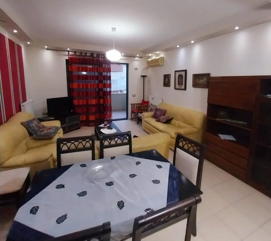 Tirane, jepet me qera apartament 1+1+Ballkon , 450 € (Kodra e Diellit)