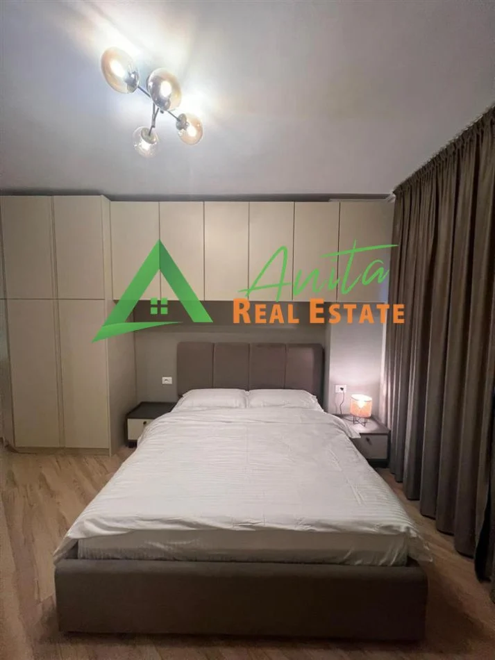 Tirane, jepet me qera apartament 2+1+Ballkon Kati 5, 75 m² 750 € (Shkolla e Baletit)