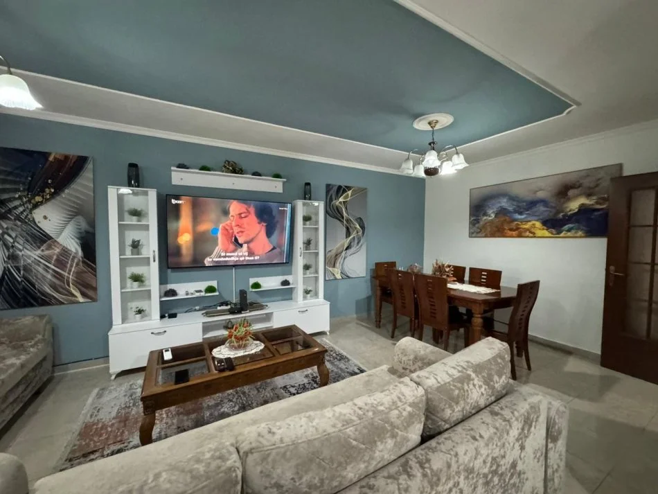 Tirane, shitet apartament 2+1 , 129 m² 250.000 € 